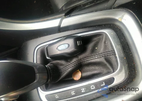 2015 Ford Fusion Titanium Hybrid z USA, uszkodzony, nr VIN 3FA6P0RU3FR166586